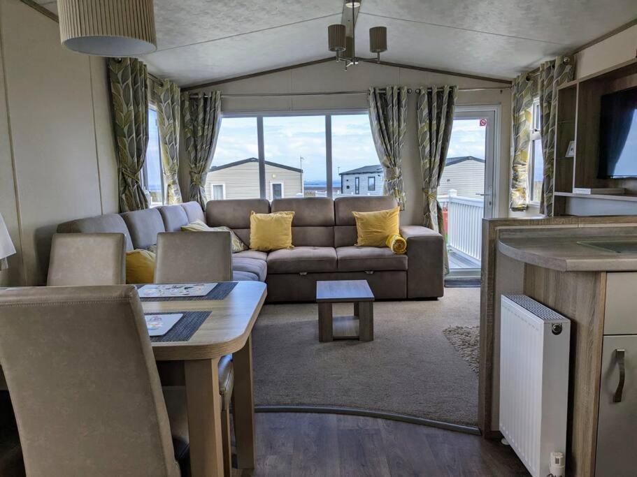 Holiday home Beautiful Pet Friendly Southerness Caravan With Sea View & Decking Area